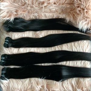 Hairbundles Raw virgin Human hair with 4*4 closure